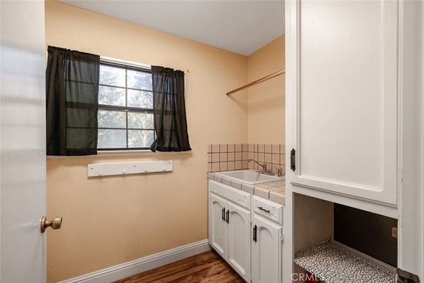 Bathroom, Interior, Tile Countertops, Wood Texture Flooring