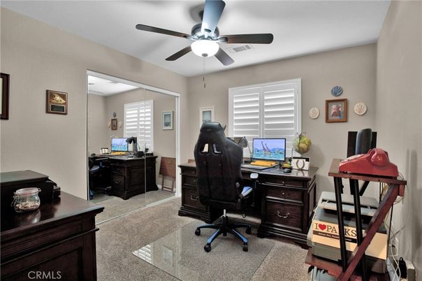 Home Office, Interior