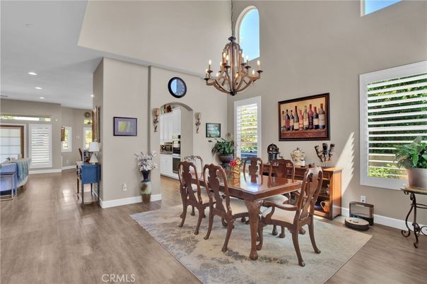 Chandelier, Dining room, Interior, Recessed Lighting, Wood Texture Flooring