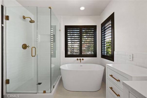 Bathroom, Free Standing Baths, Glass Shower, Interior, Recessed Lighting