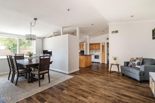 Dining room, Interior, Kitchen, Pendant Lights, Recessed Lighting, Wood Texture Flooring