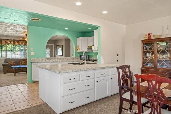 Dining room, Interior, Kitchen, Recessed Lighting