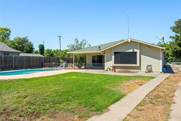 Backyard, Exterior, Pool