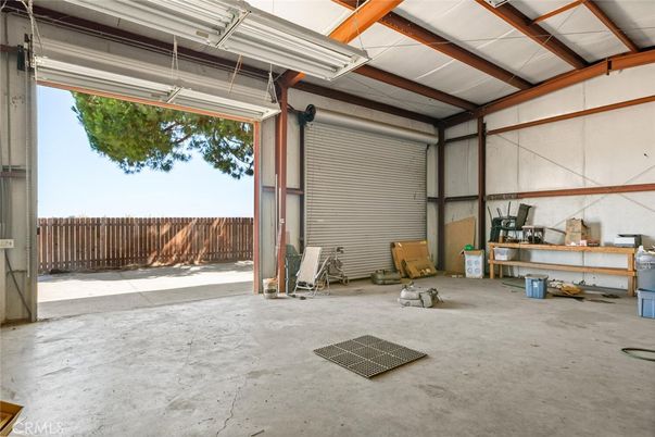 Garage, Interior