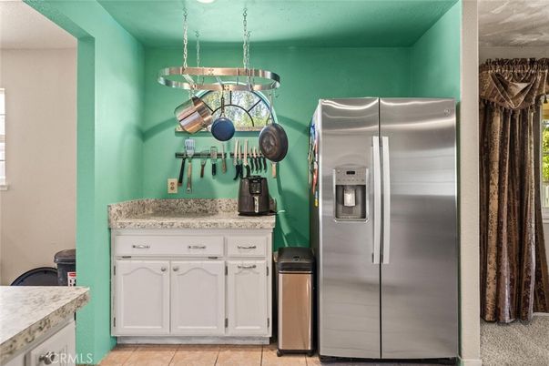 Interior, Kitchen, Pendant Lights, Stainless Steel Appliances