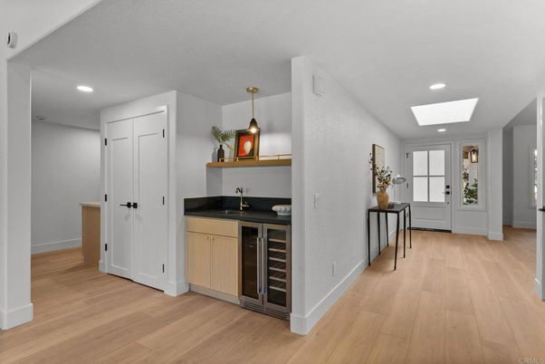 Interior, Pendant Lights, Recessed Lighting, Wood Texture Flooring