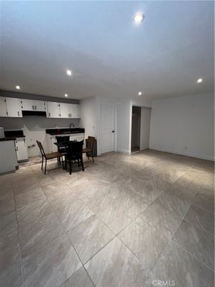 Dining room, Interior, Kitchen, Recessed Lighting