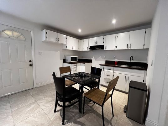 Dining room, Interior, Kitchen, Recessed Lighting