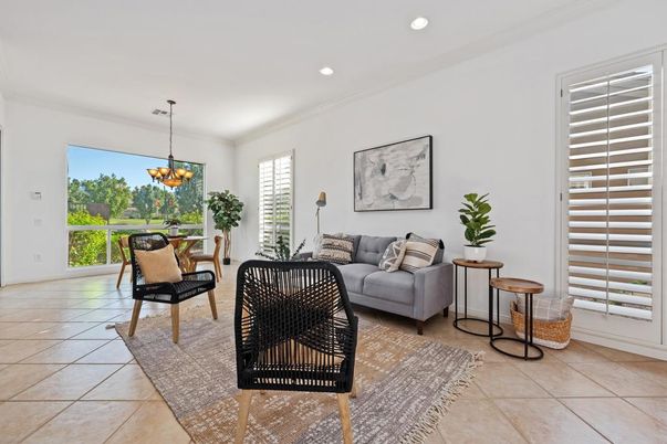 Chandelier, Dining room, Interior, Living room, Recessed Lighting
