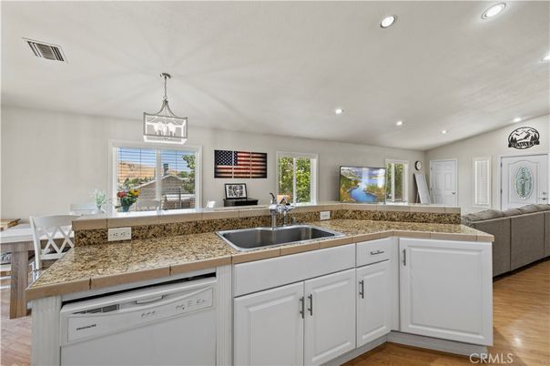 Interior, Kitchen, Living room, Pendant Lights, Recessed Lighting, Wood Texture Flooring