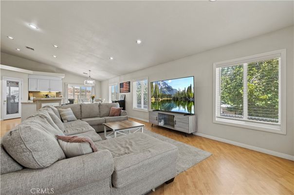 Interior, Kitchen, Living room, Pendant Lights, Recessed Lighting, Wood Texture Flooring