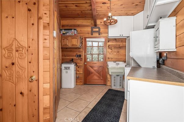 Interior, Kitchen, Pendant Lights, Wooden Ceilings, Wooden Walls