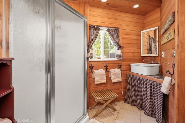 Bathroom, Interior, Recessed Lighting, Wooden Ceilings, Wooden Walls