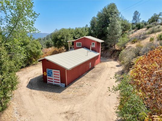 Backyard, Detached Garage, Exterior