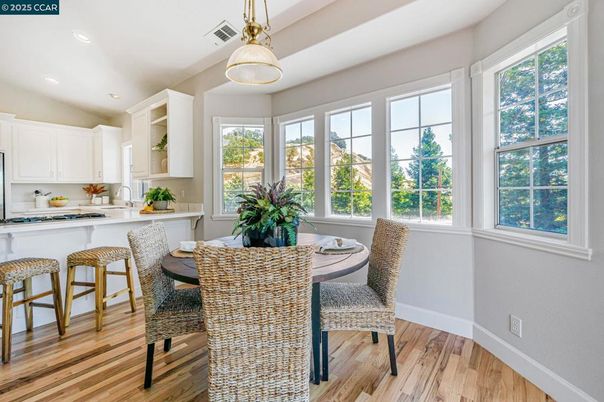 Dining room, Interior, Kitchen, Pendant Lights, Recessed Lighting, Wood Texture Flooring