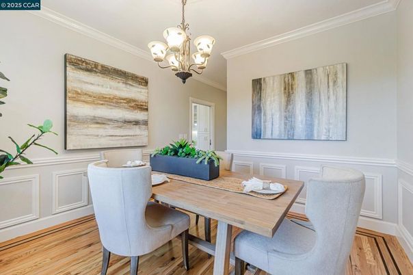 Chandelier, Dining room, Interior, Wood Texture Flooring