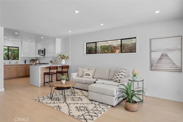 Interior, Kitchen, Living room, Recessed Lighting, Wood Texture Flooring