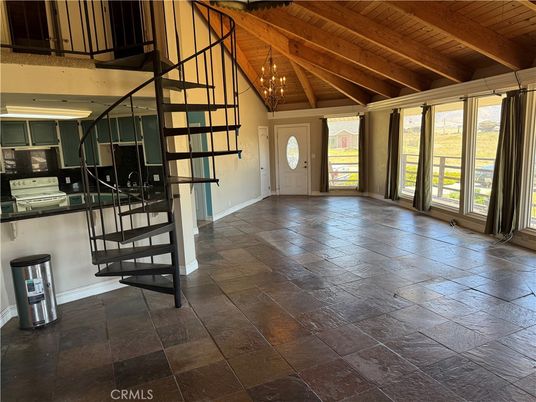 Chandelier, Interior, Kitchen, Pendant Lights, Wooden Beams, Wooden Ceilings