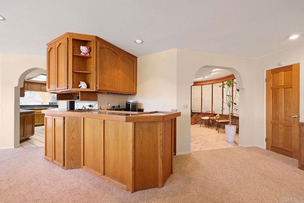 Dining room, Interior, Kitchen, Recessed Lighting