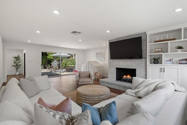 Fireplace, Interior, Living room, Recessed Lighting, Wood Texture Flooring