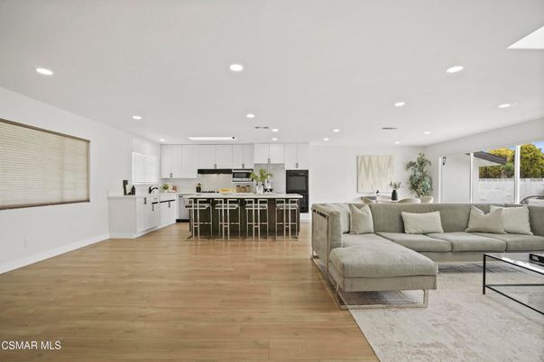 Interior, Kitchen, Living room, Pendant Lights, Recessed Lighting, Wood Texture Flooring