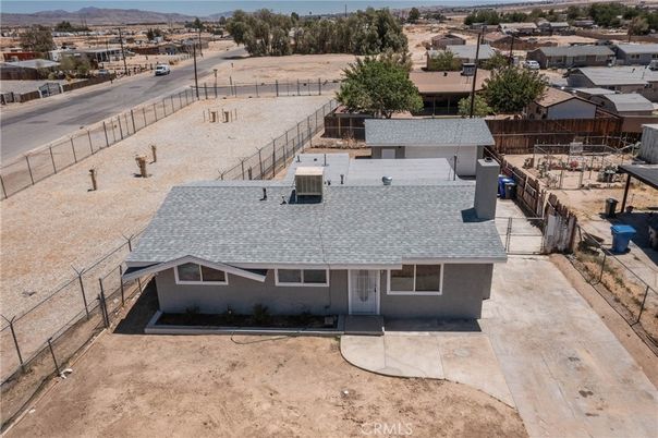 Exterior, Drone