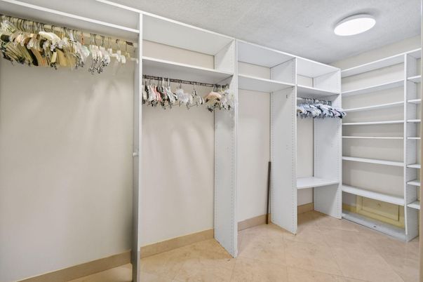 Interior, Recessed Lighting, Walk-in Closets