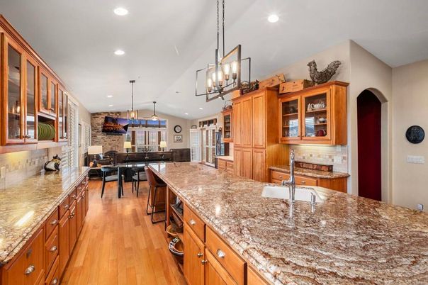 Dining room, Interior, Kitchen, Pendant Lights, Recessed Lighting, Wood Texture Flooring