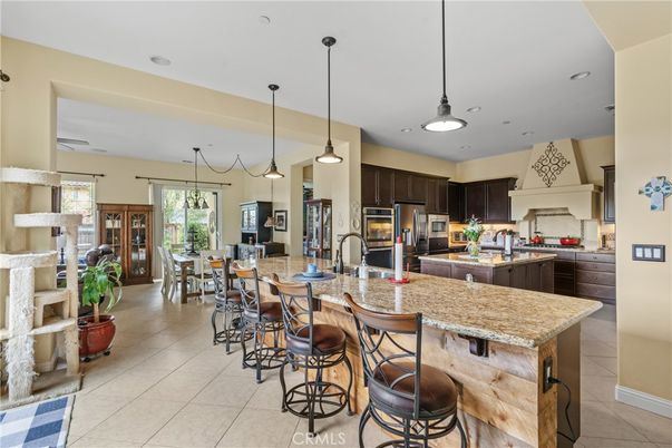 Dining room, Interior, Kitchen, Pendant Lights, Recessed Lighting, Stainless Steel Appliances