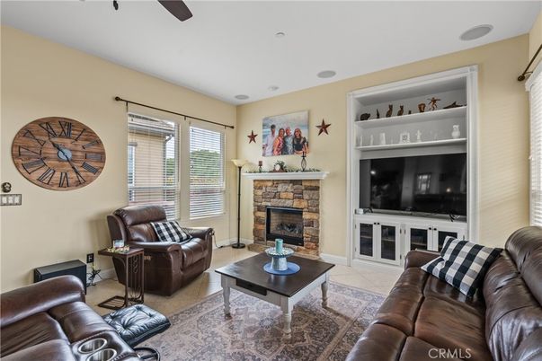 Fireplace, Interior, Living room
