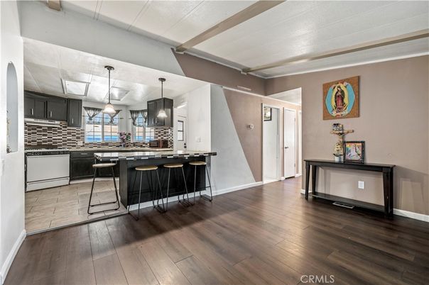Interior, Kitchen, Pendant Lights, Wood Texture Flooring