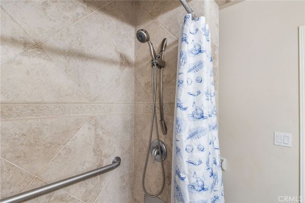 Bathroom, Interior, Tile Countertops