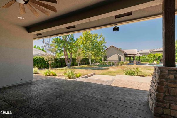 Backyard, Exterior