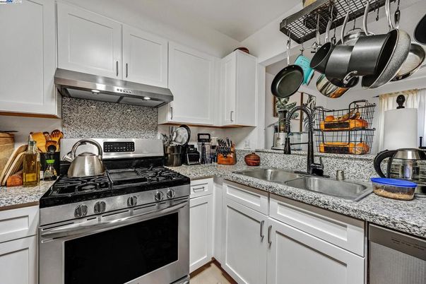 Interior, Kitchen, Stainless Steel Appliances