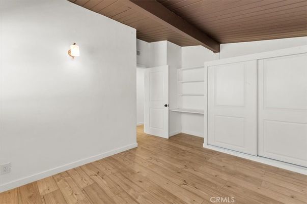 Empty room, Interior, Wooden Beams, Wooden Ceilings, Wood Texture Flooring