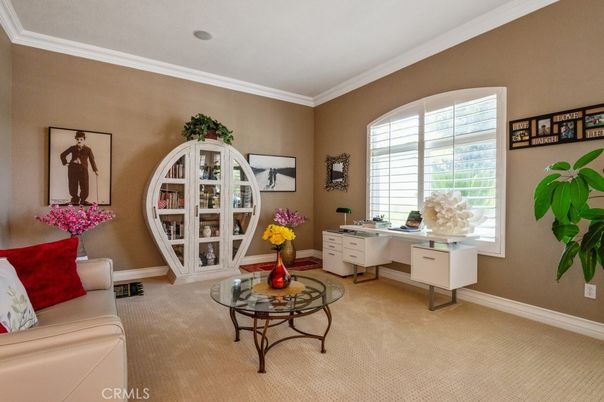 Home Office, Interior
