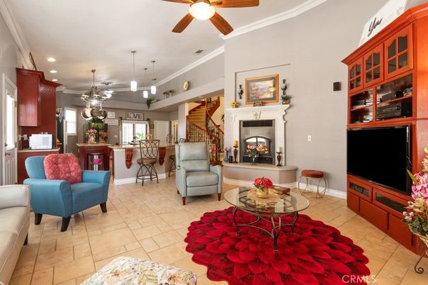 Fireplace, Interior, Kitchen, Pendant Lights, Recessed Lighting
