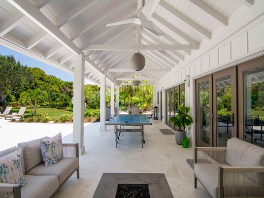 Exterior, Game Room