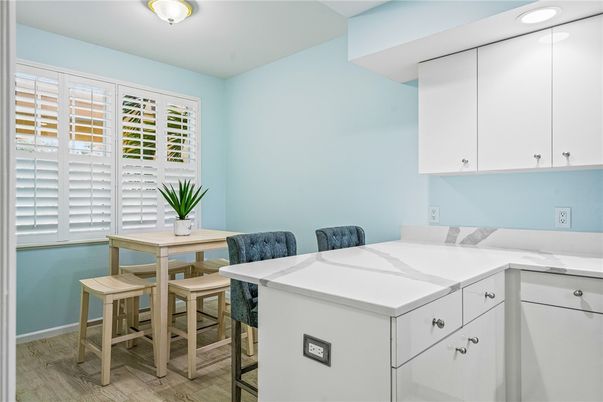Dining room, Interior, Recessed Lighting