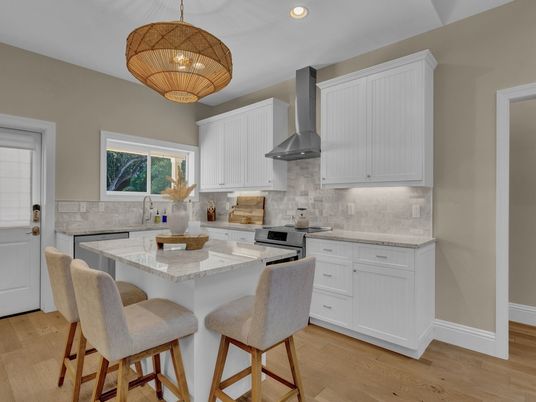 Interior, Kitchen, Pendant Lights, Recessed Lighting, Wood Texture Flooring