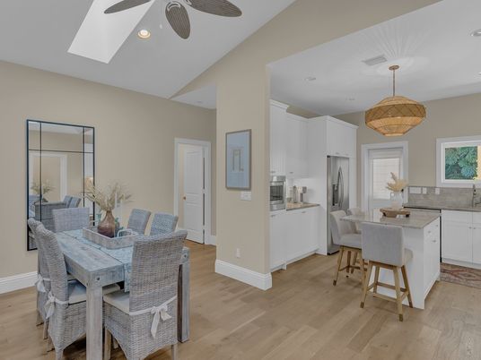 Dining room, Interior, Kitchen, Pendant Lights, Recessed Lighting, Wood Texture Flooring