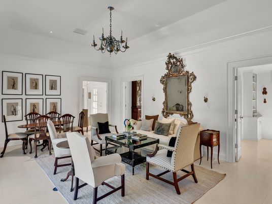 Chandelier, Dining room, Interior, Living room, Recessed Lighting