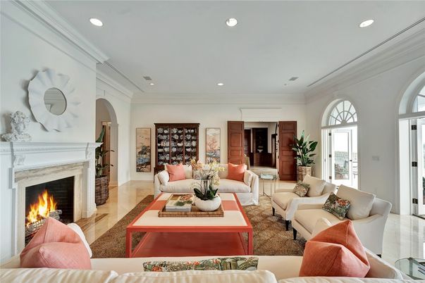 Fireplace, Interior, Living room, Recessed Lighting
