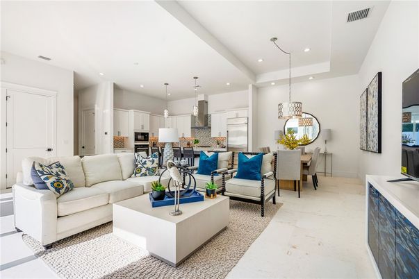 Dining room, Interior, Kitchen, Living room, Pendant Lights, Recessed Lighting, Stainless Steel Appliances
