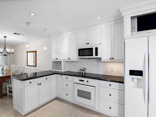 Dining room, Interior, Kitchen, Pendant Lights, Recessed Lighting