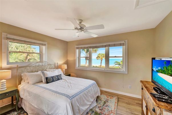 Bedroom, Interior, Water, Wood Texture Flooring
