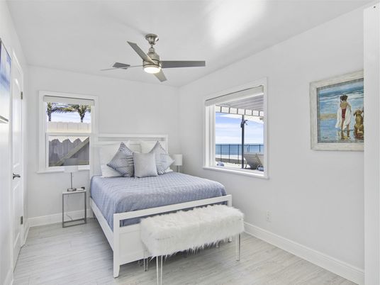 Bedroom, Interior, Water, Wood Texture Flooring