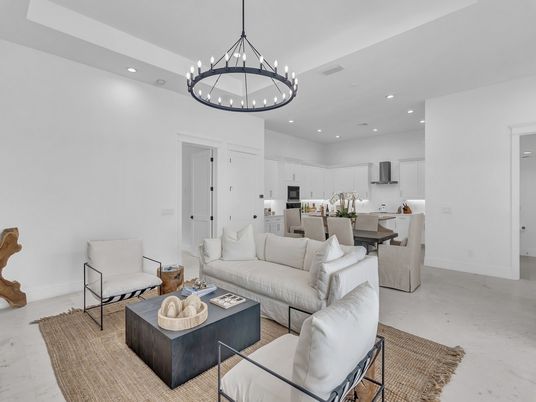 Chandelier, Dining room, Interior, Kitchen, Living room, Pendant Lights, Recessed Lighting, Stainless Steel Appliances