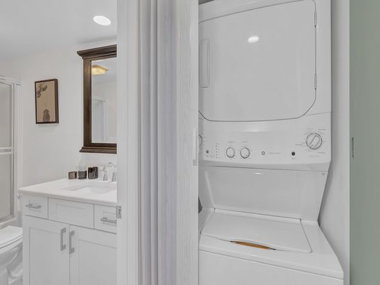 Interior, Recessed Lighting, Utility Closets, Washer