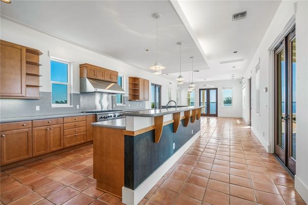 Interior, Kitchen, Pendant Lights, Recessed Lighting
